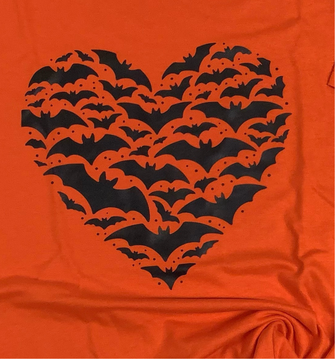 Short Sleeve Solid t-shirt T002 - Heart of Bats - Small
