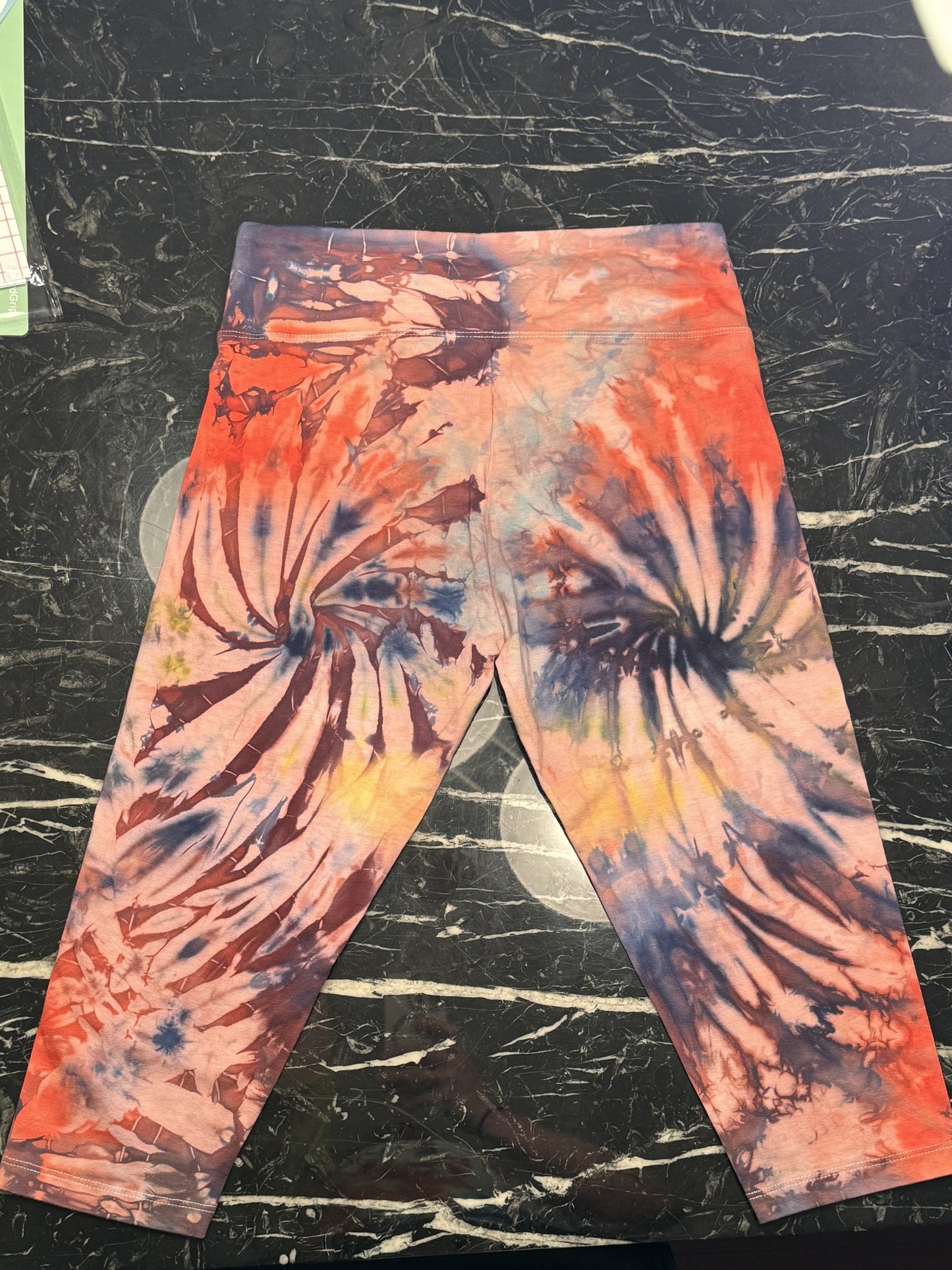 Ice Dye Women's Capri Leggings #C1